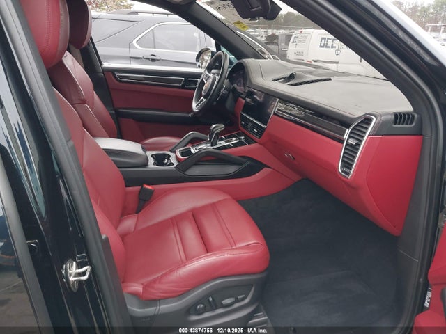 2023 PORSCHE CAYENNE WP1AB2AY5PDA14279 Photo 4