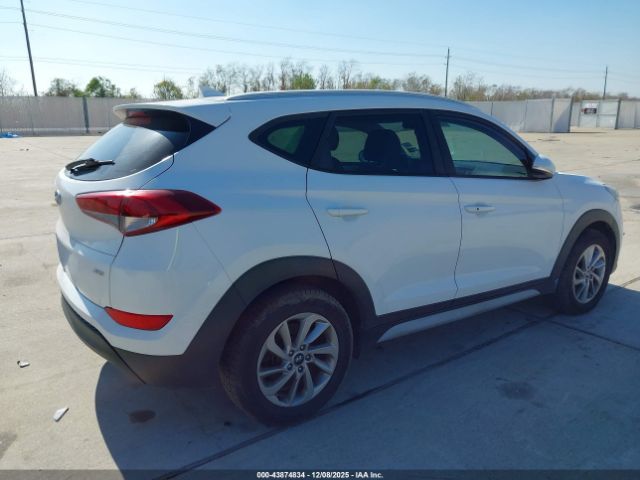 2017 HYUNDAI TUCSON KM8J3CA46HU365412 Photo 3