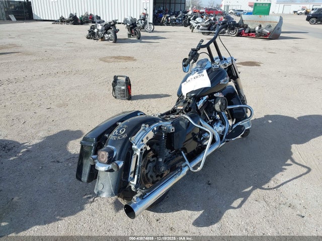 2015 HARLEY-DAVIDSON FLHR 1HD1FBM12FB706514 Photo 3