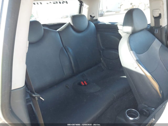 2006 MINI COOPER S WMWRE33526TN28659 Photo 7