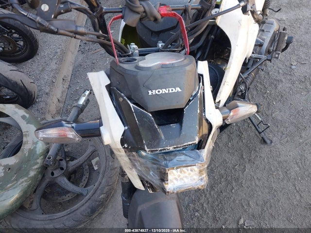 3H1JK0714ND001102 Honda NVA110 B