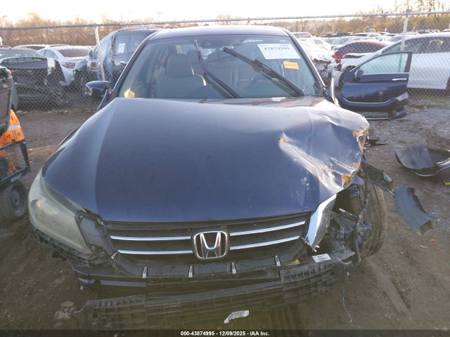 Продажа на аукционе авто 2015 Honda Accord Ex-l, vin: 1HGCR2F88FA273963, номер лота: 43874995