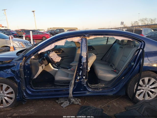 Продажа на аукционе авто 2015 Honda Accord Ex-l, vin: 1HGCR2F88FA273963, номер лота: 43874995
