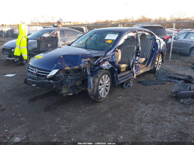 Продажа на аукционе авто 2015 Honda Accord Ex-l, vin: 1HGCR2F88FA273963, номер лота: 43874995