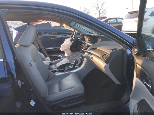 Продажа на аукционе авто 2015 Honda Accord Ex-l, vin: 1HGCR2F88FA273963, номер лота: 43874995