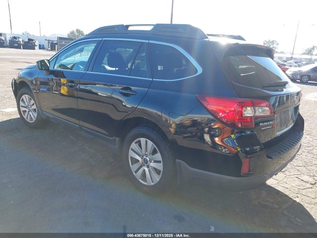Subaru Outback 2.5i Premium 2015 4S4BSAHC7F3248174 Image 3