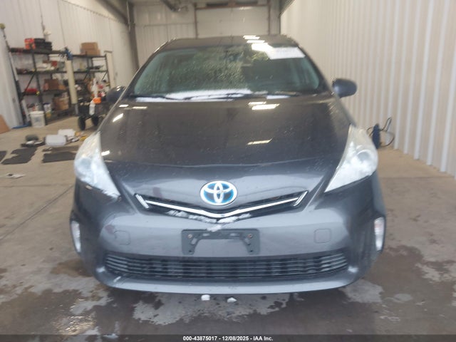 Toyota Prius V Three 2014 JTDZN3EU7EJ002352 Image 13