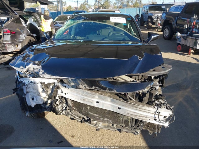 Lexus ES 300H 2025 58ADA1C19SU076115 Image 12