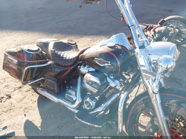 2019 HARLEY-DAVIDSON FLHR 1HD1FBC14KB654928 Photo 7