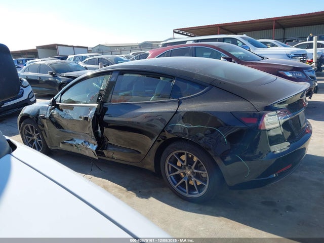 Tesla Model 3 Long Range Dual Motor All-wheel Drive 2021 5YJ3E1EB4MF013243 Image 13