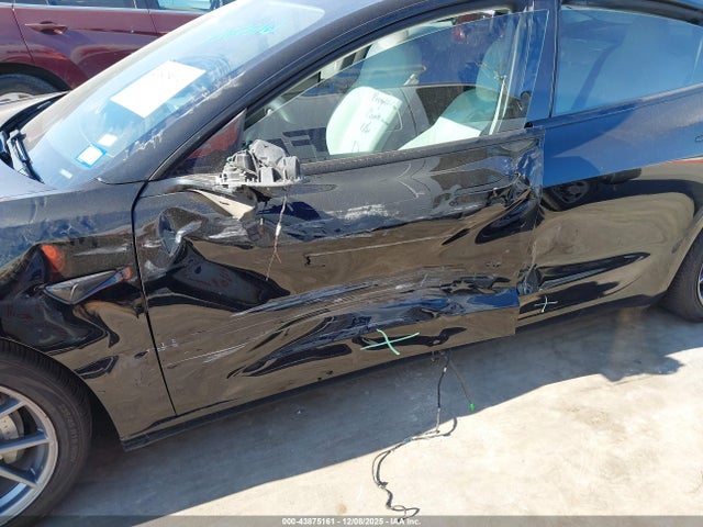 Tesla Model 3 Long Range Dual Motor All-wheel Drive 2021 5YJ3E1EB4MF013243 Image 18