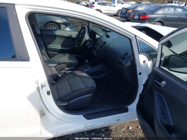 KNAFX4A61F5417667 KIA FORTE LX
