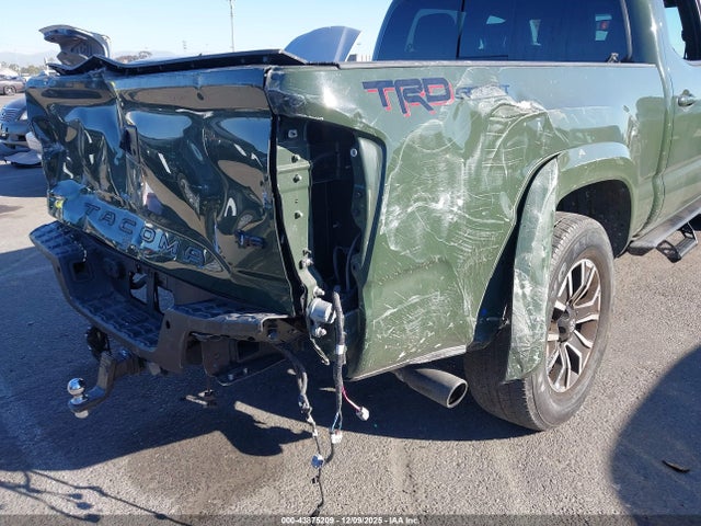 3TMBZ5DN7NM033907 Toyota Tacoma Trd Sport