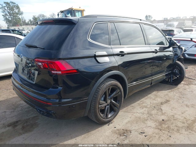 2023 VOLKSWAGEN TIGUAN 3VVCB7AX4PM138015 Photo 3