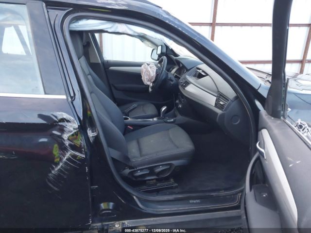 2014 BMW X1 WBAVL1C52EVR93020 Photo 4