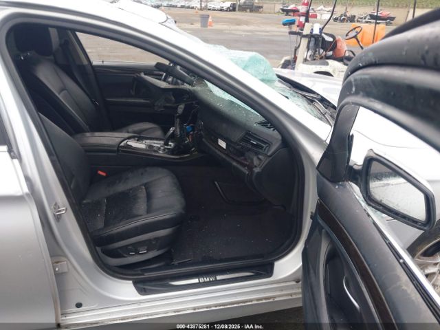 2013 BMW 528I WBAXH5C59DDW14942 Photo 4