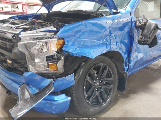 Продажа на аукционе авто 2025 Chevrolet Silverado 1500 4wd  Short Bed Custom, vin: 1GCPKBEKXSZ230920, номер лота: 43875301