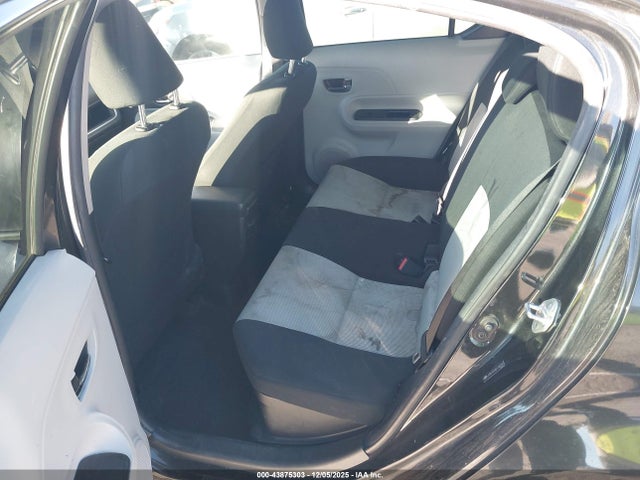 JTDKDTB38E1083393 Toyota Prius C Two