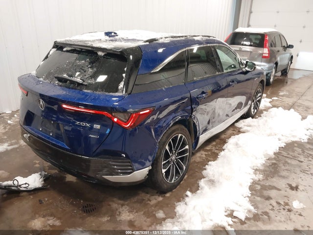 2024 ACURA ZDX 4W5KHNRL7RZ518520 Photo 3