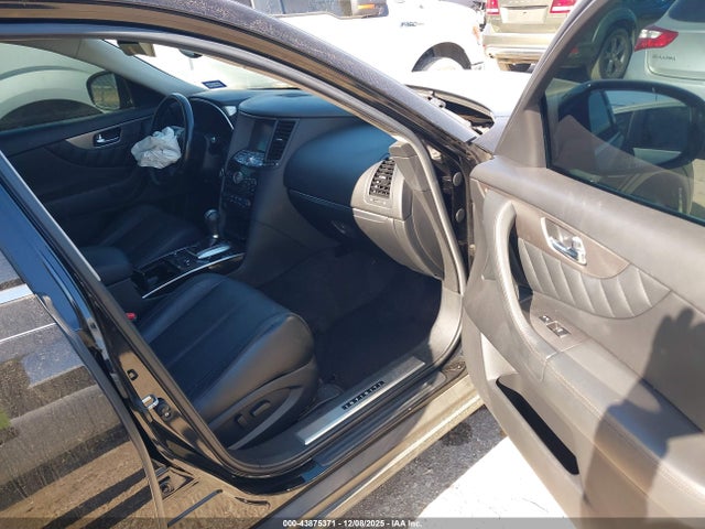 2016 INFINITI QX70 JN8CS1MU4GM130090 Photo 4