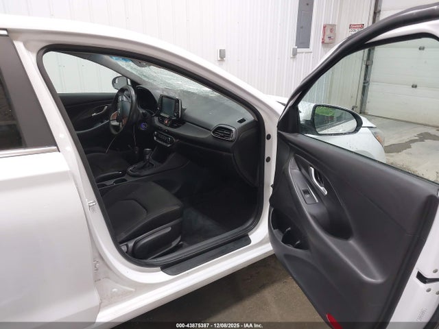 2019 Hyundai Elantra Gt მანქანა იყიდება აუქციონზე, vin: KMHH35LE3KU090945, აუქციონის ნომერი: 43875387