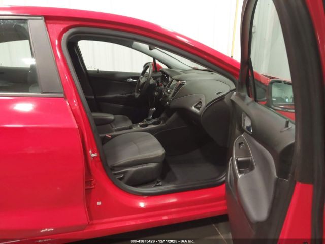 2019 CHEVROLET CRUZE 1G1BC5SM0K7125855 Photo 4