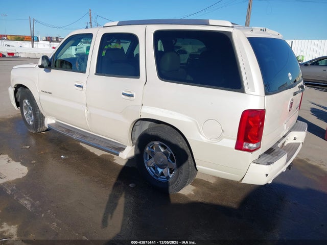 2004 CADILLAC ESCALADE 1GYEC63T24R187601 Photo 2