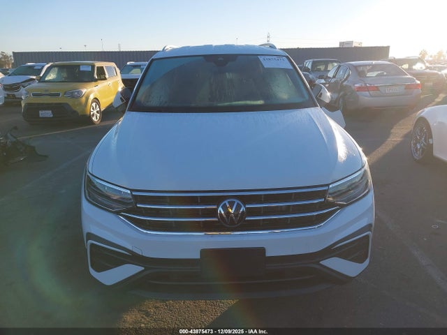 3VV3B7AX7RM082882 Volkswagen Tiguan 2.0t Se/2.0t Wolfsburg Edition