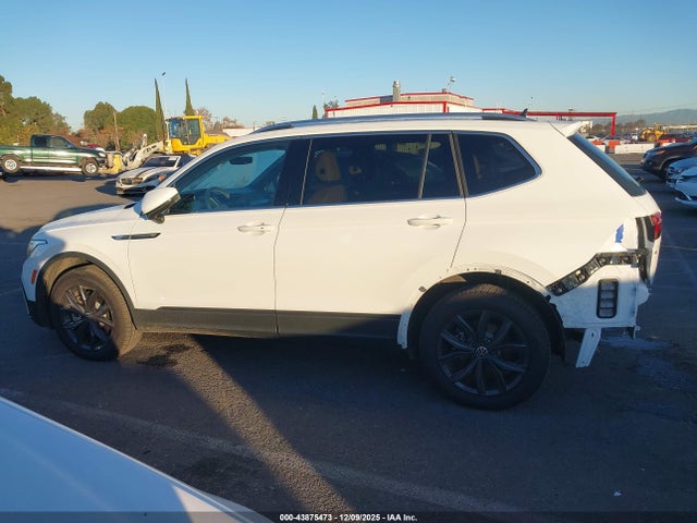 3VV3B7AX7RM082882 Volkswagen Tiguan 2.0t Se/2.0t Wolfsburg Edition
