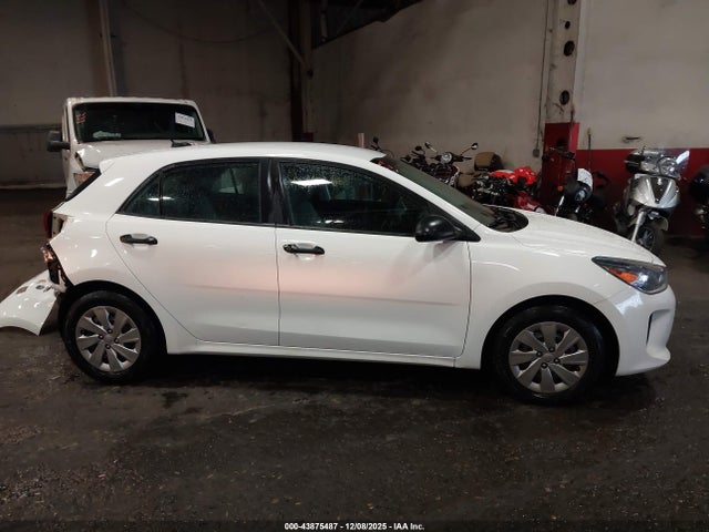 3KPA25AB0JE087967 KIA RIO LX
