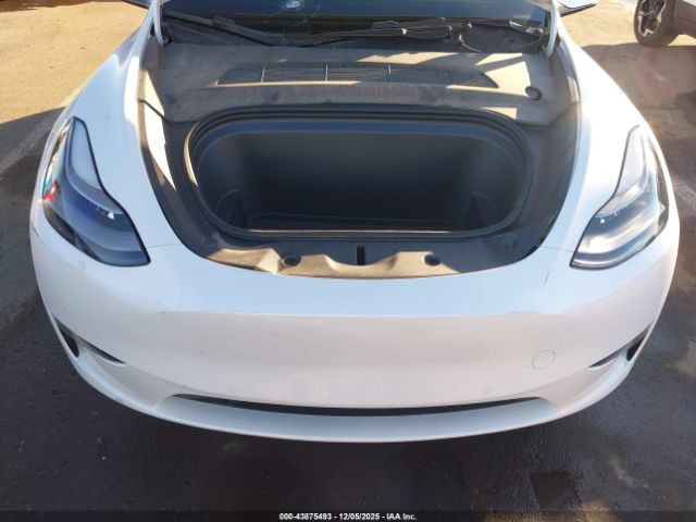 2022 TESLA MODEL Y 7SAYGDEF5NF403843 Photo 9