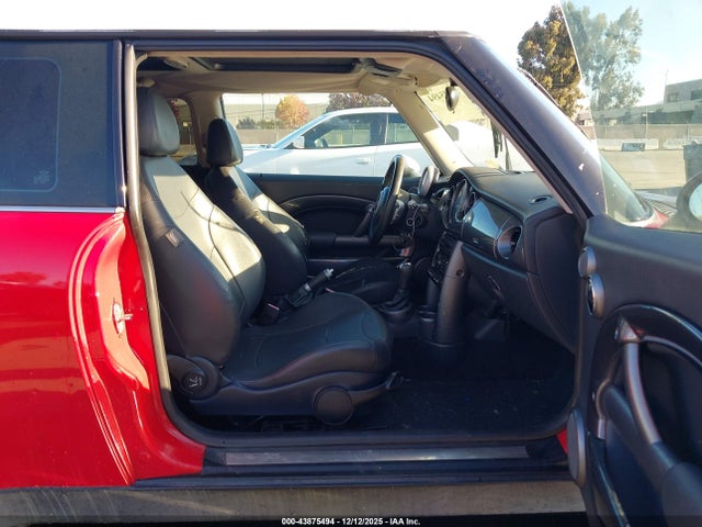 2004 MINI COOPER WMWRC33414TJ56628 Photo 4