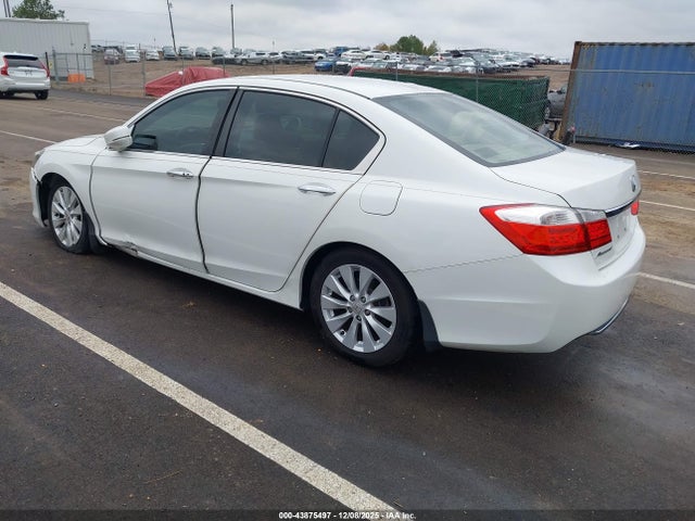 2013 HONDA ACCORD SDN 1HGCR2F82DA142492 Photo 2