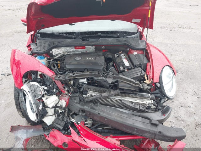 3VW507AT9GM809167 Volkswagen Beetle 1.8t Se