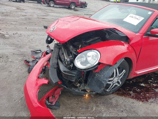 3VW507AT9GM809167 Volkswagen Beetle 1.8t Se