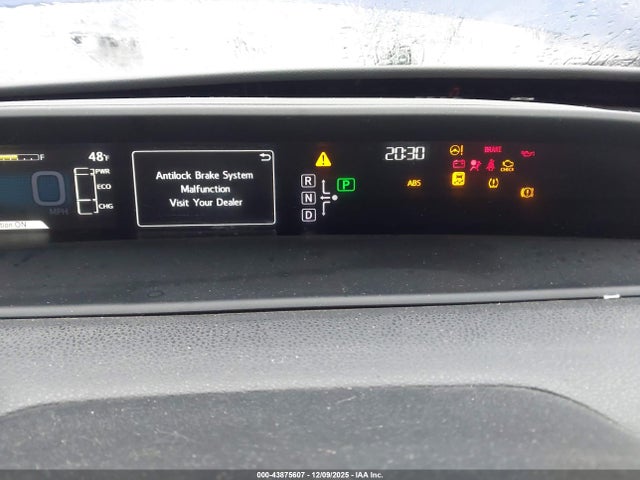 JTDKBRFU9H3580571 Toyota Prius One
