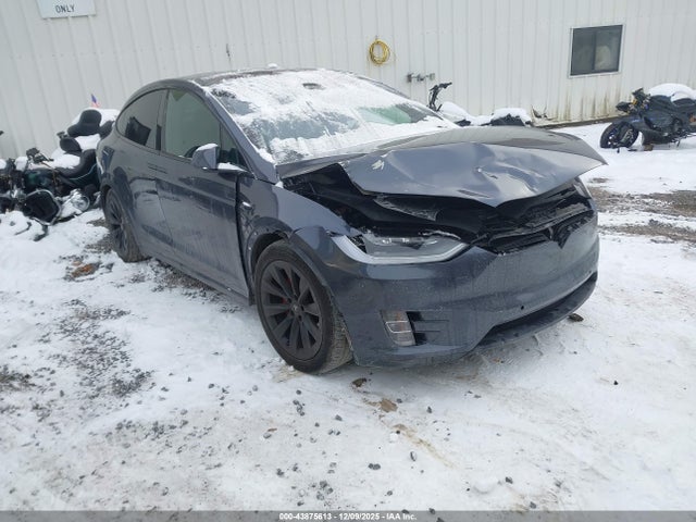 2021 TESLA MODEL X 5YJXCBE24MF324121