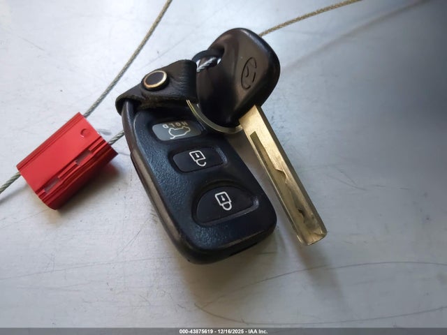 KMHD35LH0GU317265 Hyundai ELANTRA GT