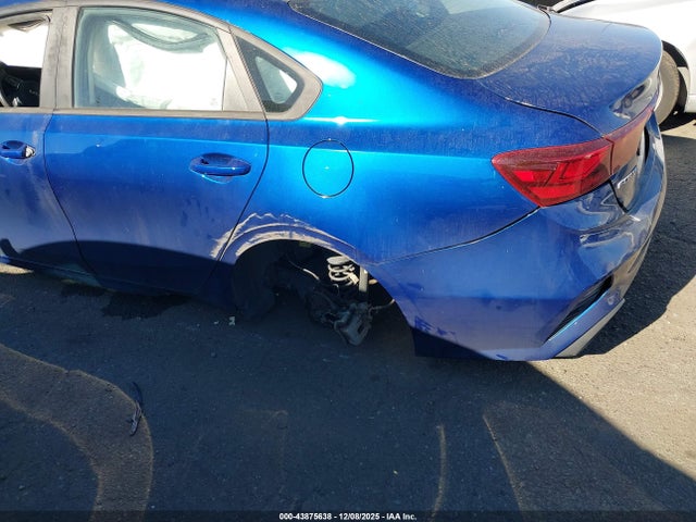 3KPF24AD4PE579041 KIA Forte Lxs