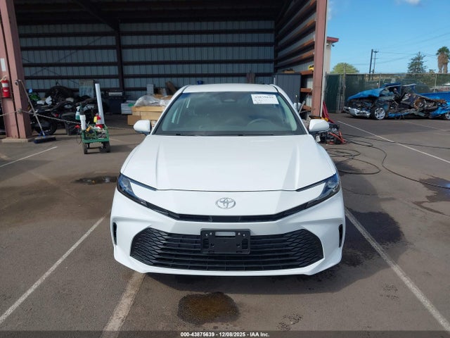 Продажа на аукционе авто 2025 Toyota Camry Le, vin: 4T1DAACK9SU589719, номер лота: 43875639