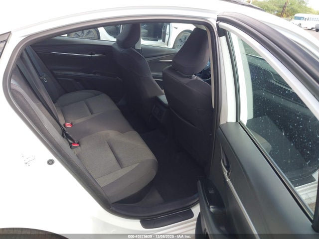 Продажа на аукционе авто 2025 Toyota Camry Le, vin: 4T1DAACK9SU589719, номер лота: 43875639