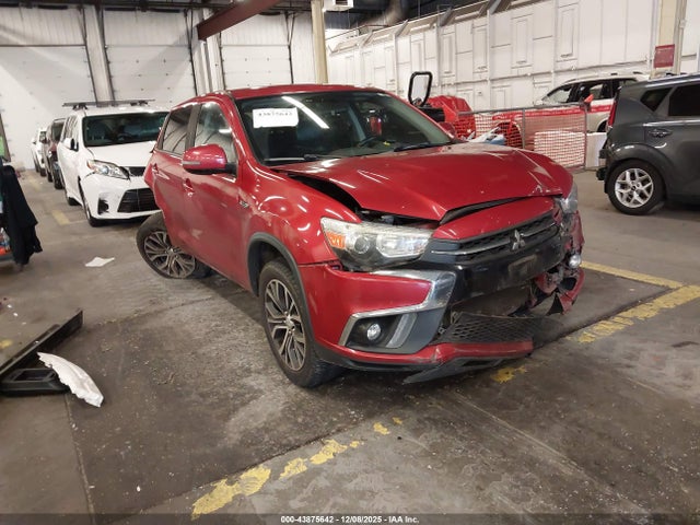 2018 MITSUBISHI OUTLANDER SPORT JA4AR3AW5JU014592 Photo 0