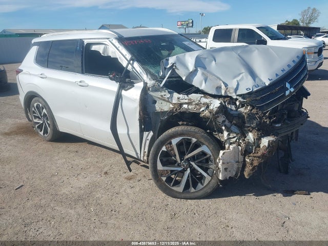 2022 MITSUBISHI OUTLANDER JA4J3VA82NZ059447 Photo 0