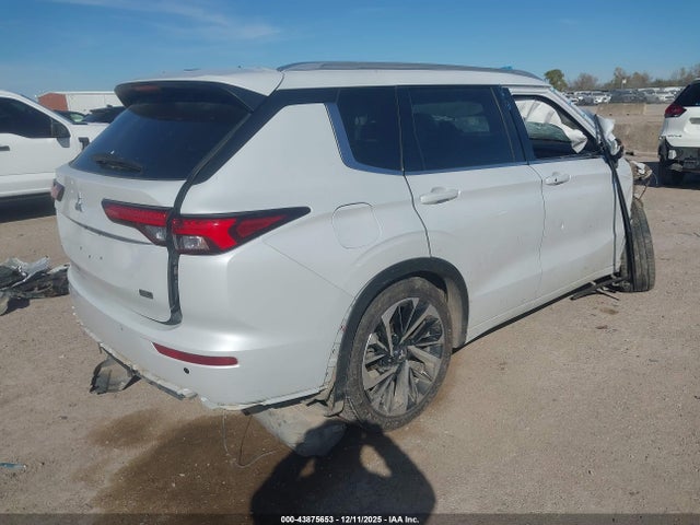 2022 MITSUBISHI OUTLANDER JA4J3VA82NZ059447 Photo 3