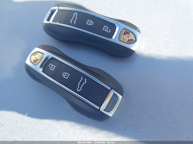 2026 PORSCHE CAYENNE WP1AG2AY8TDA25269 Photo 10