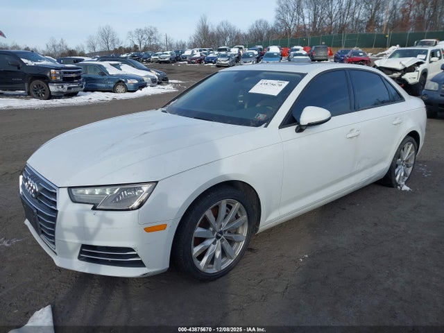 2017 AUDI A4 WAUANAF42HN025547 Photo 1