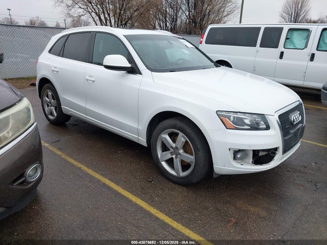 2011 AUDI Q5 WA1LFAFP6BA095743 Photo 0