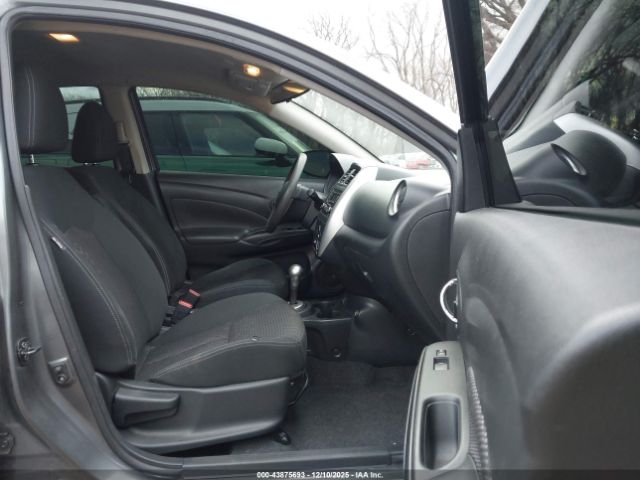 2017 NISSAN VERSA 3N1CN7AP5HL850145 Photo 4