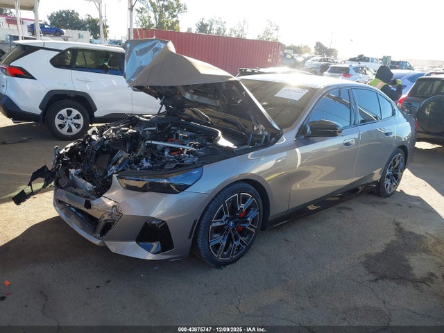 BMW I5 M60 2024 WBY43FK04RCP15673 Image 2