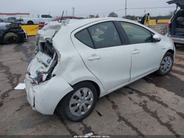 2012 TOYOTA PRIUS C JTDKDTB39C1016525 Photo 3